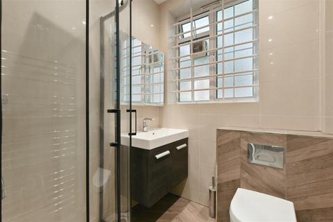 Studio for sale, Kensington High Street, London
