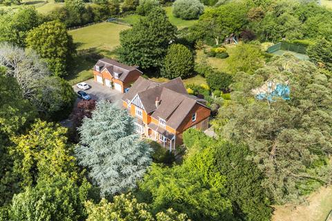 5 bedroom detached house for sale, Main Road, Westerham