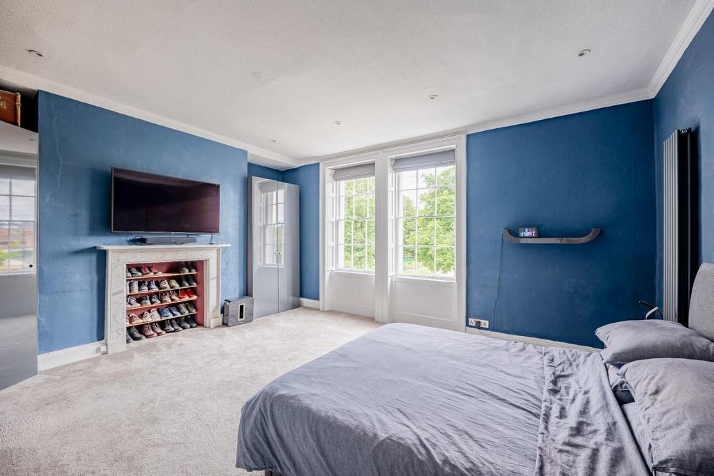 Principle Bedroom II.jpg