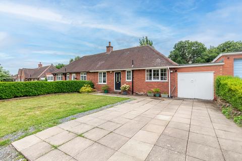 3 bedroom bungalow for sale, Green Meadow Road, Bournville Village Trust, Selly Oak, Birmingham, B29