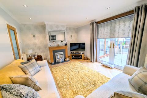 17 Ailsa Drive, Stevenston, KA20 3JG