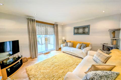17 Ailsa Drive, Stevenston, KA20 3JG