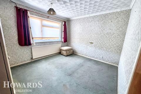 undefined, Noel Close, Hopton