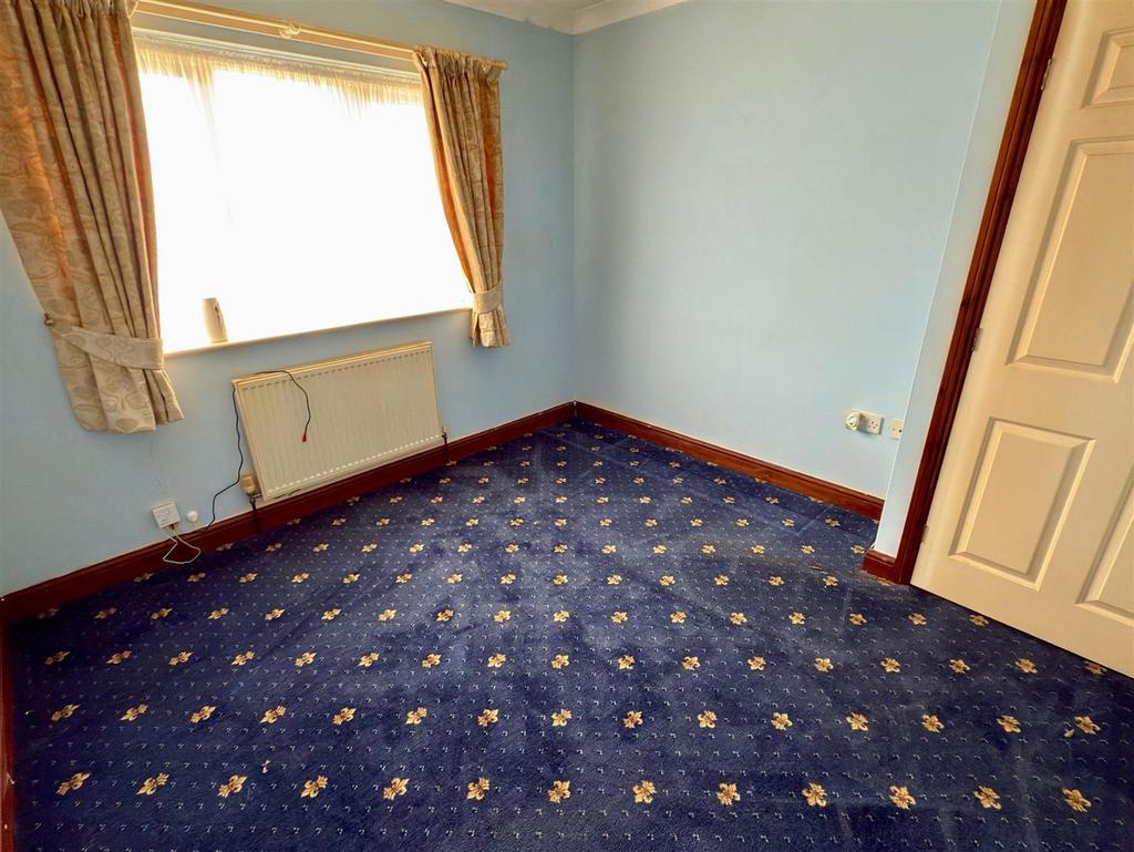 BED 2.jpg