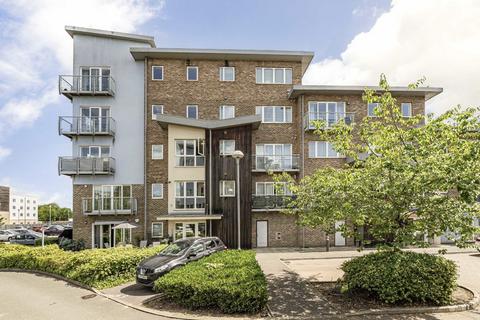 Sundeala Close, Sunbury-On-Thames TW16