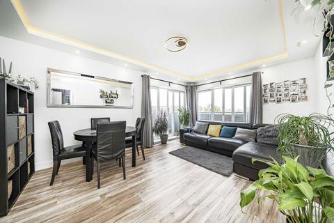 undefined, Sundeala Close, Sunbury-On-Thames TW16