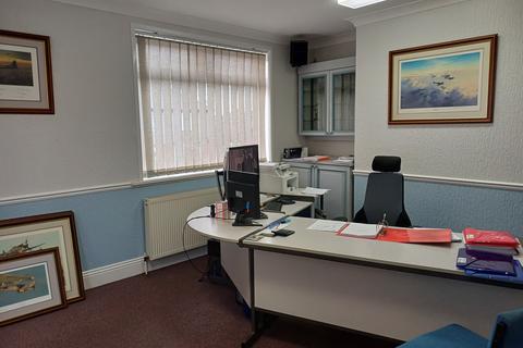 undefined, Leo Terrace, Hull HU19