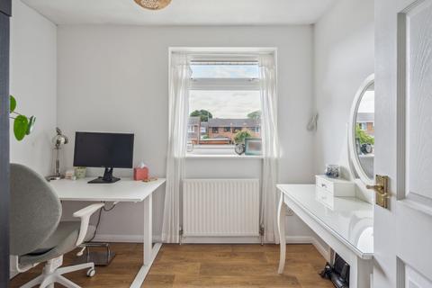 17 Berkeley Road, Thame, OX9 3TQ