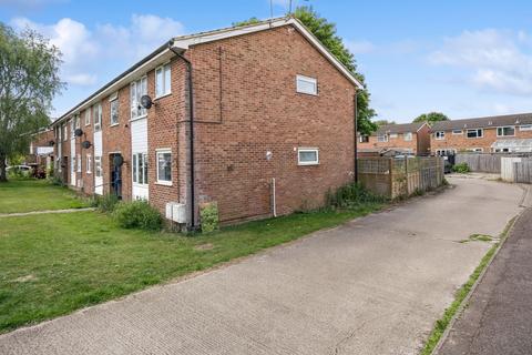 17 Berkeley Road, Thame, OX9 3TQ