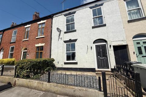 3 bedroom terraced house for sale, Prestbury Road, Macclesfield