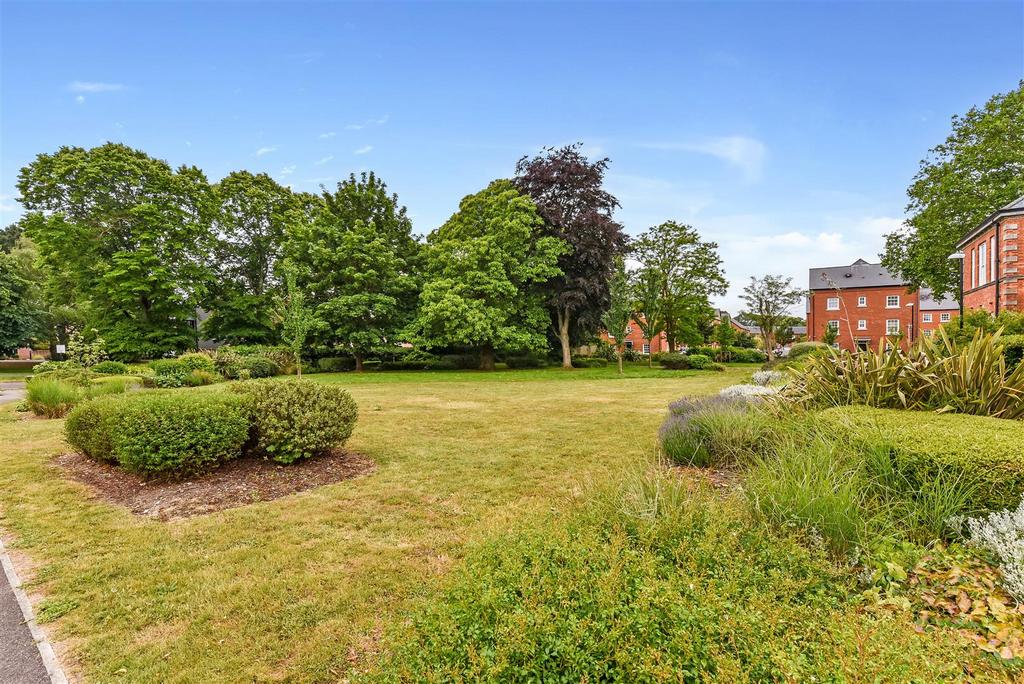 Communal Grounds