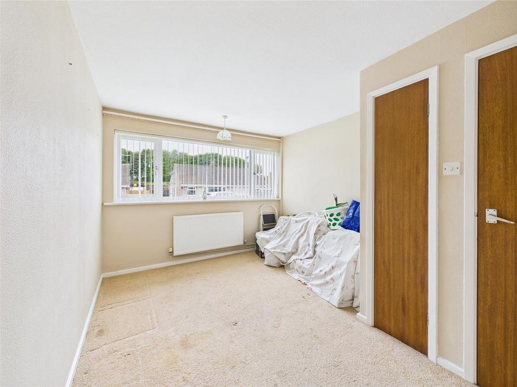 Bedroom: