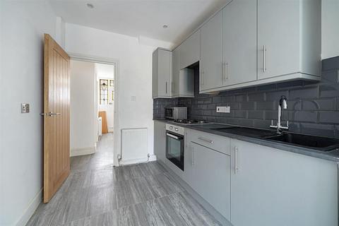 4 bedroom terraced house for sale, Shirley Gardens, Barking, Essex