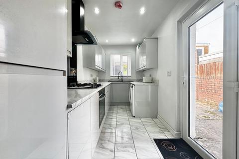 3 bedroom semi-detached house for sale, Caerleon Road, Newport NP19