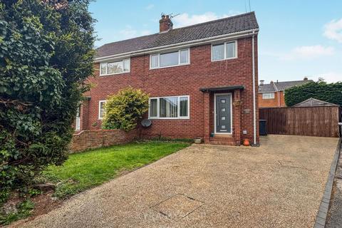 4 bedroom semi-detached house for sale