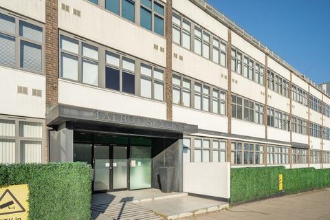 undefined, Imperial Drive, Harrow HA2