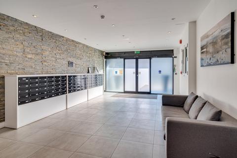 undefined, Imperial Drive, Harrow HA2