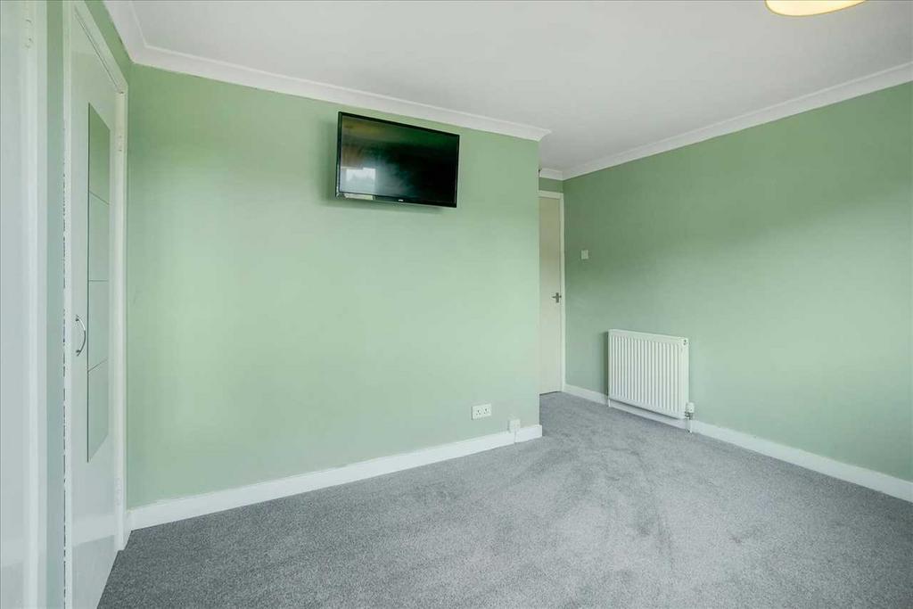 Bedroom One (2)