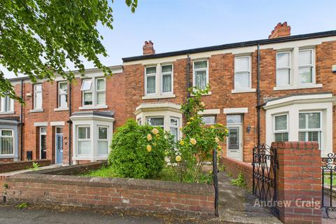 3 bedroom terraced house for sale, Dryden Road, Low Fell