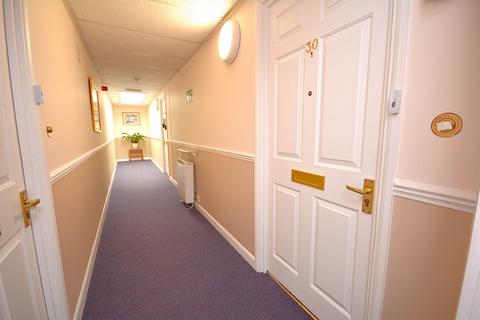 1 bedroom retirement property for sale, Archer Court, Chesham Road