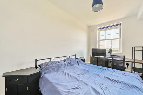 2 bedroom flat for sale, Worsopp Drive, London, SW4