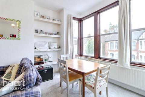 75a Burdett Avenue, Westcliff-on-sea, SS0 7JN