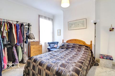 75a Burdett Avenue, Westcliff-on-sea, SS0 7JN