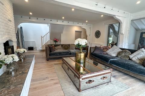 5 Barn Close, Lingwood, Norwich, NR13 4TS