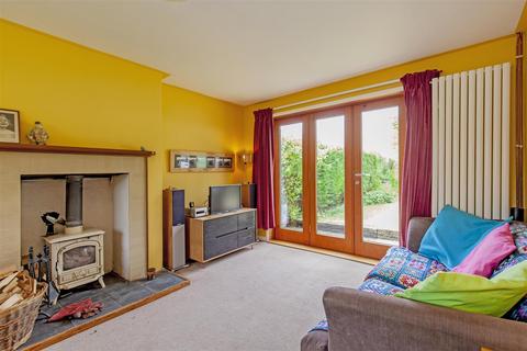 7 Marsh Avenue, Hope, Hope Valley, S33 6RJ