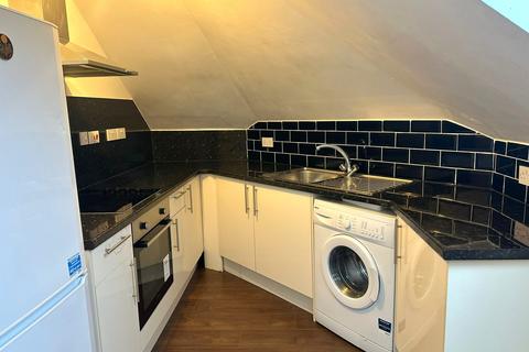 1 bedroom flat to rent, Carr Road, London E17