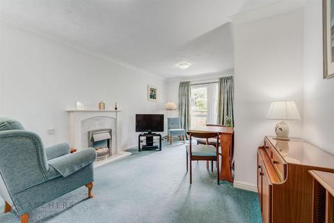 2 bedroom flat for sale, Manchester Road, Crosspool, Sheffield