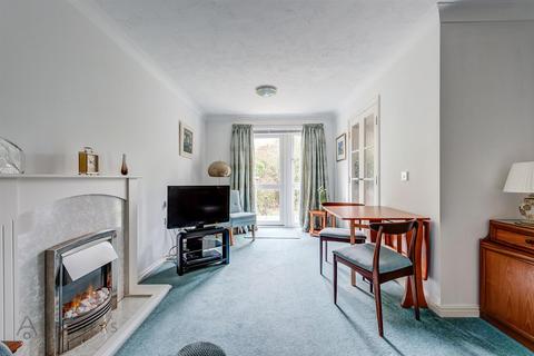 2 bedroom flat for sale, Manchester Road, Crosspool, Sheffield