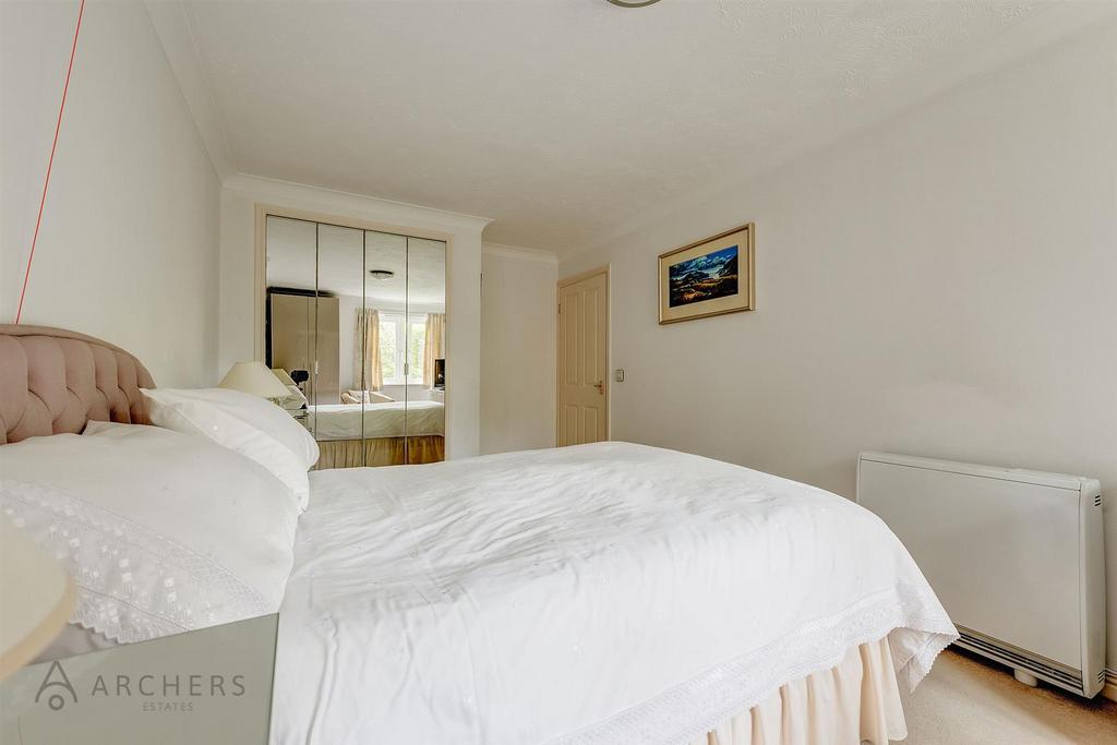 8 Kings Court(Interior)(14of24).jpg