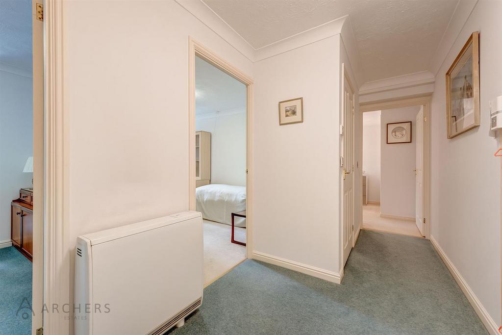 8 Kings Court(Interior)(19of24).jpg