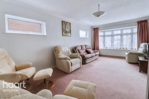 4 bedroom detached house for sale, The Limes, Rayleigh