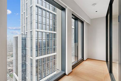 2 bedroom apartment to rent, Nine Elms Lane, London, SW8