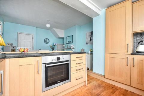 3 bedroom semi-detached house for sale, Kenilworth Road, Leeds, West Yorkshire
