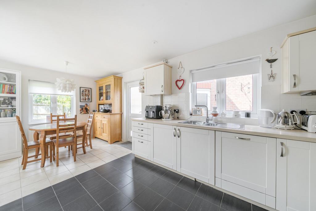 1300812-15-6839cc...