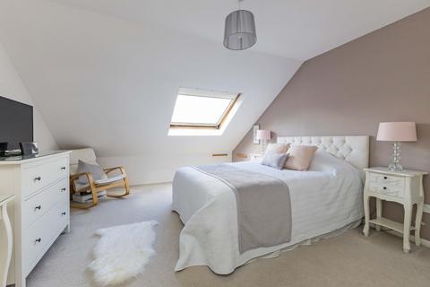 51 Maplin Park, Slough, SL3 8YB
