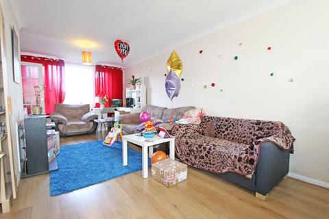 3 bedroom terraced house for sale, Cardigan Close, Bletchley, Milton Keynes, MK3
