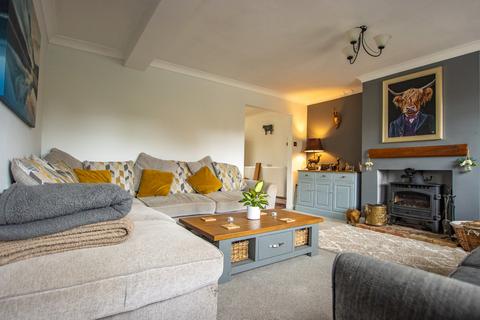 3 bedroom semi-detached house for sale, Vong Lane, Pott Row