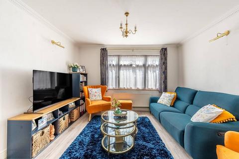 3 bedroom semi-detached house for sale, Heathfield Rise, Ruislip, HA4