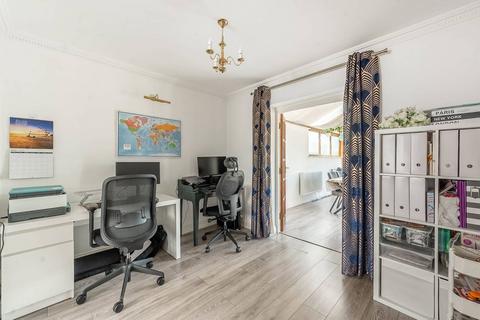 3 bedroom semi-detached house for sale, Heathfield Rise, Ruislip, HA4