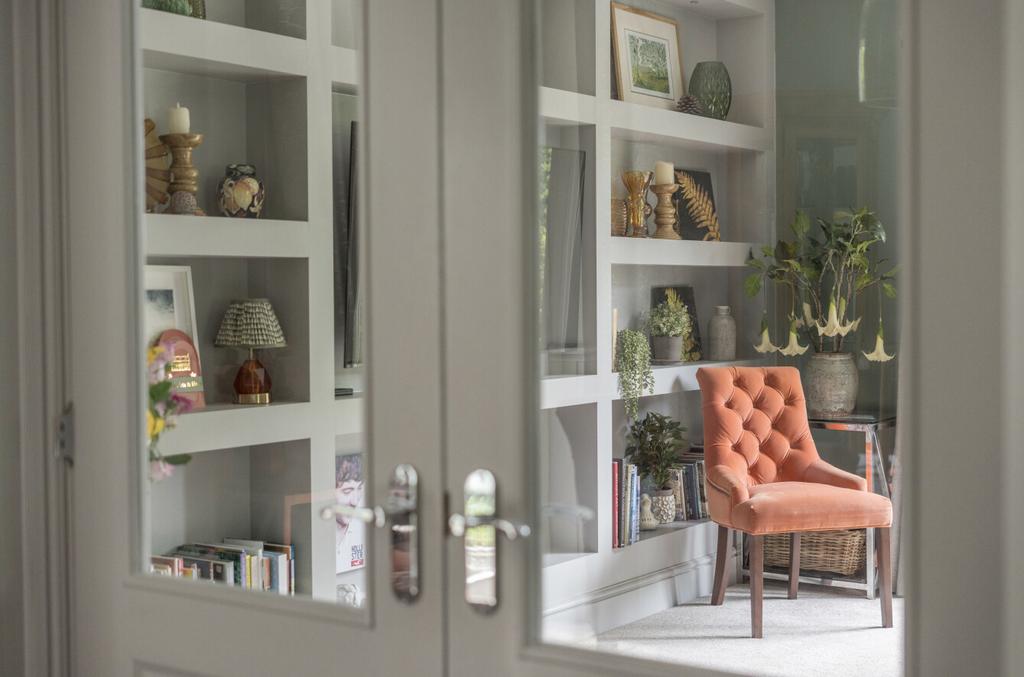 1299518 30 683588...