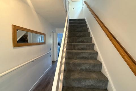 8 Brearley Way, Gateshead, NE10 9JL