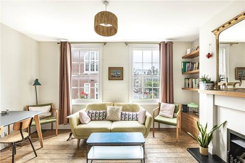62 Buttesland Street, London, N1 6BY