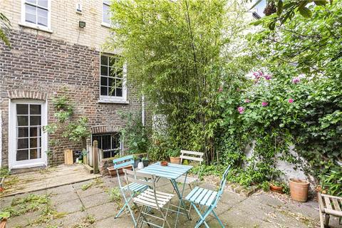 62 Buttesland Street, London, N1 6BY