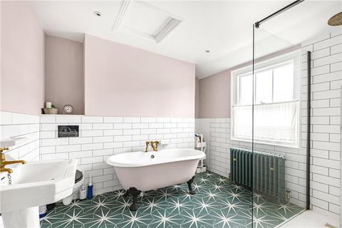 62 Buttesland Street, London, N1 6BY