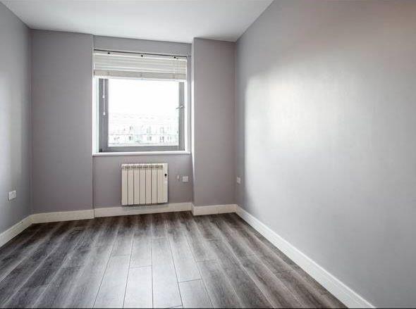 2nd Bedroom / en-suite