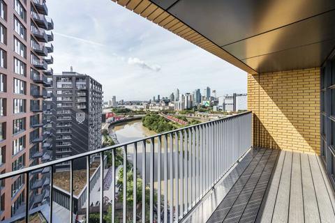 2 bedroom flat to rent, Lyell Street, London E14